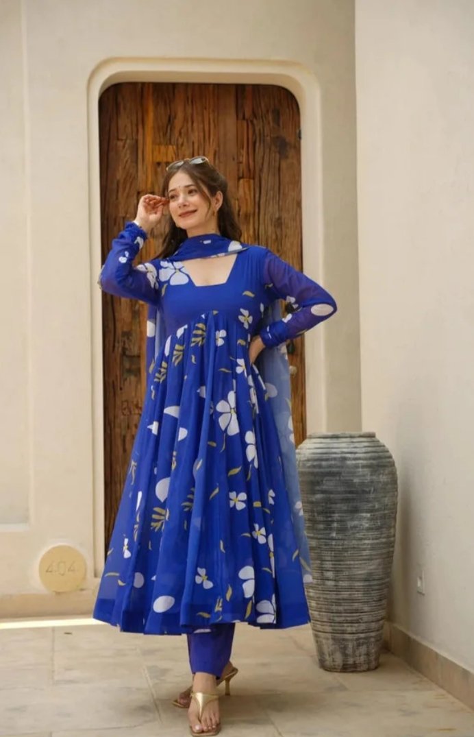 Regalis Indian Anarkali Suit - Image 4