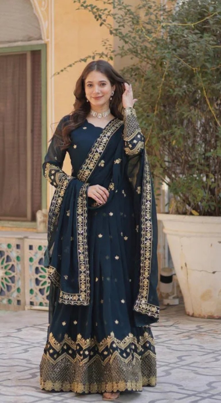 Regalis Indian Anarkali Suit -1 (Copy) - Image 3